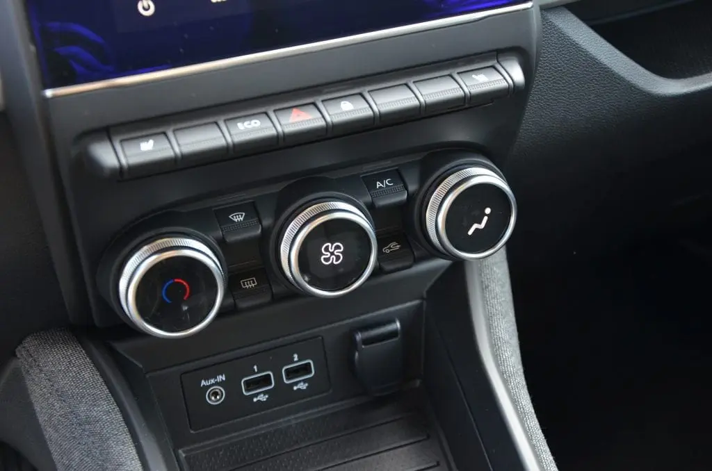 Endlich ist er da:                   Der NEUE Renault ZOE R135 Z.E.50 - Auto Hermann 1