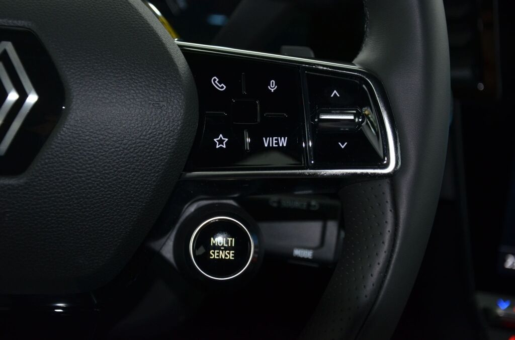 RENAULT Megane E-Tech EV60 *ICONIC* - Ebnat-Kappel