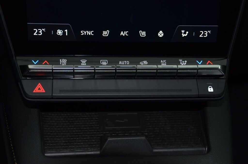 RENAULT Megane E-Tech EV60 *ICONIC* - Ebnat-Kappel