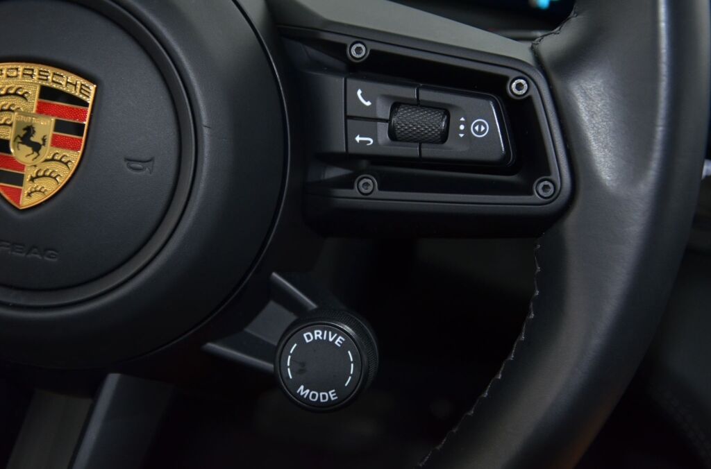 PORSCHE Taycan 4 Cross Turismo - Ebnat-Kappel