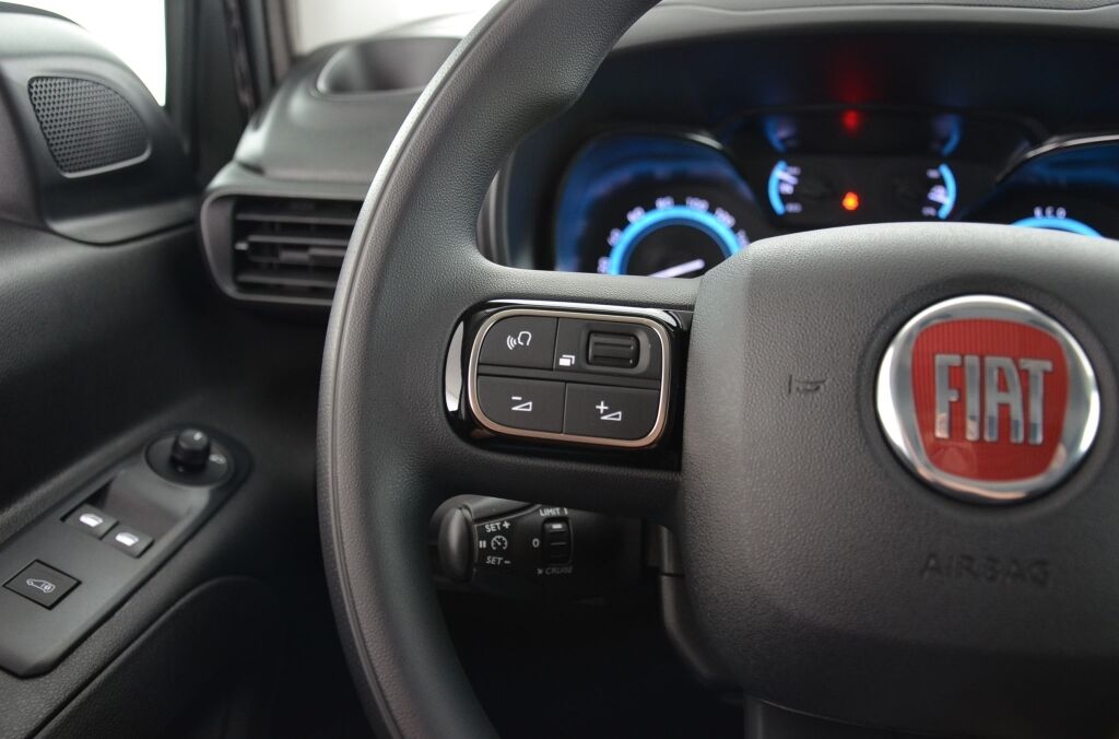 FIAT E-Doblo L2 50kWh 753kg PRO PLUS - Ebnat-Kappel