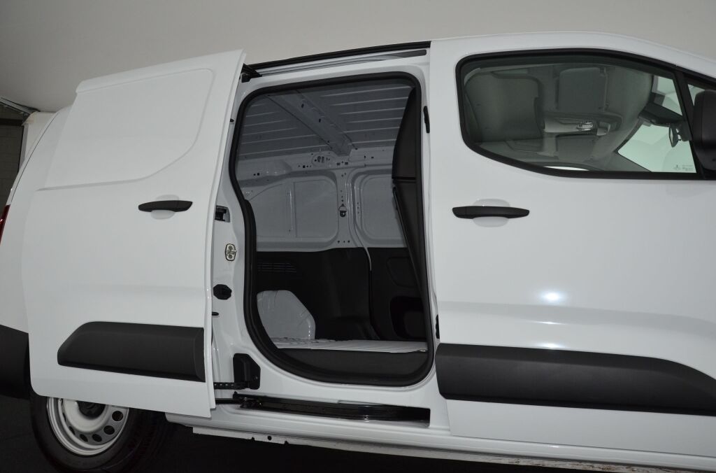 FIAT E-Doblo L2 50kWh 753kg PRO PLUS - Ebnat-Kappel