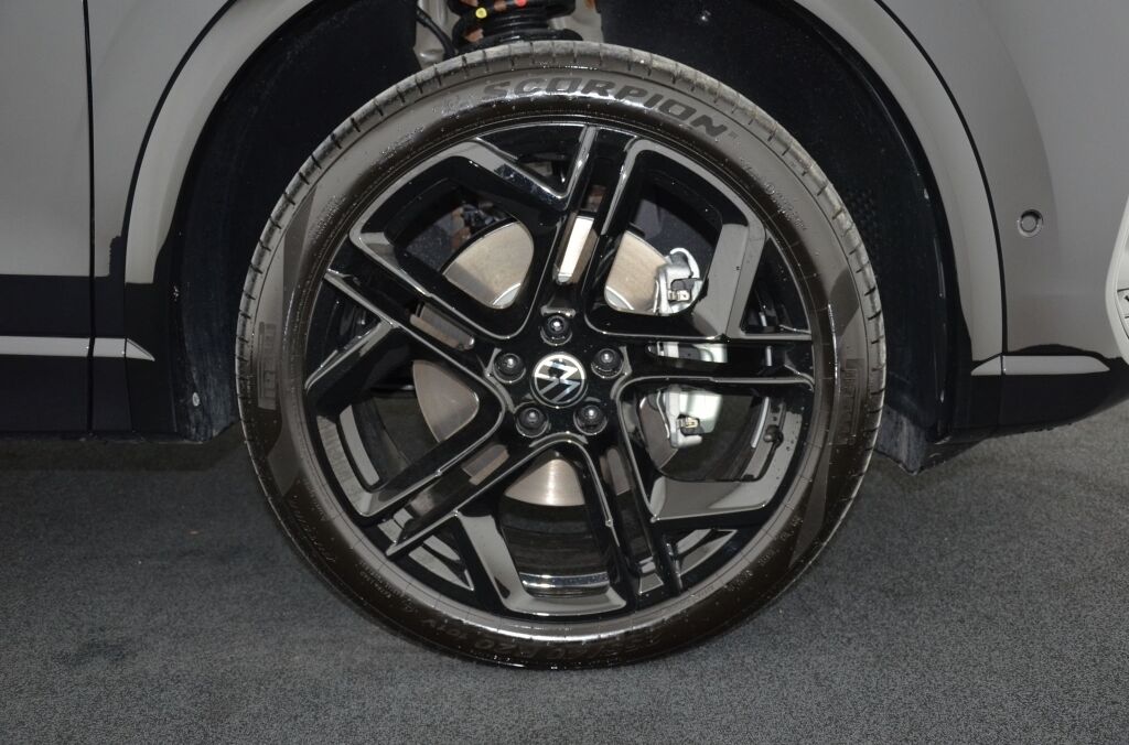 VW Tiguan 2.0 TDI SCR R-Line 4Motion DSG - Ebnat-Kappel