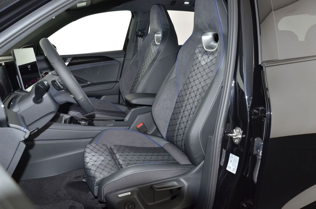 VW Tiguan 2.0 TDI SCR R-Line 4Motion DSG - Ebnat-Kappel