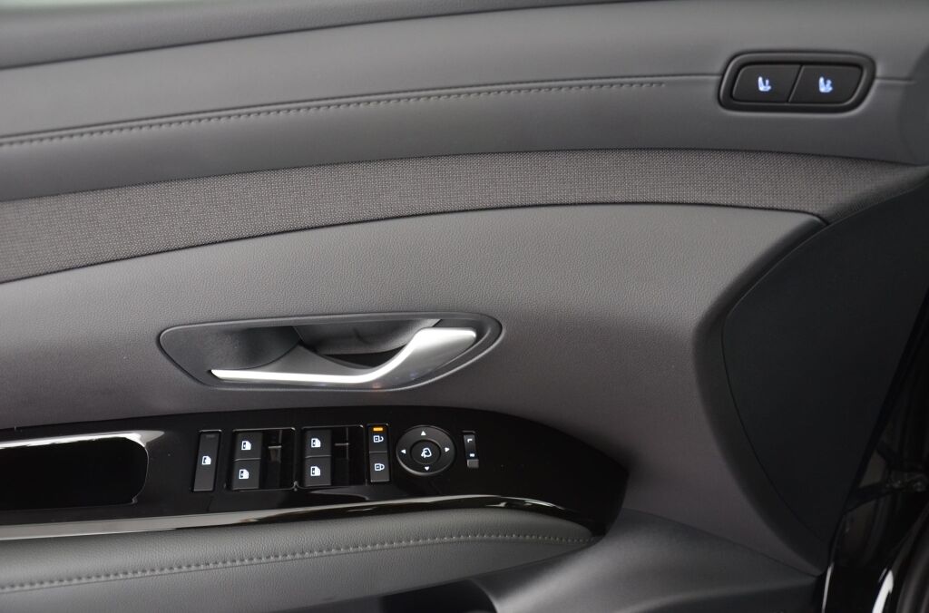HYUNDAI Tucson 1.6 TGDI PHEV Prestige Line 4WD - Ebnat-Kappel