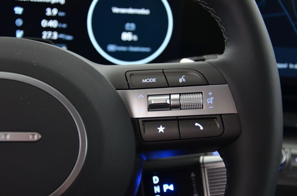 HYUNDAI Kona EV 65.4 kWh PREMIUM - Ebnat-Kappel