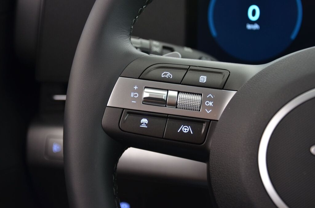 HYUNDAI Kona EV 65.4 kWh PREMIUM - Ebnat-Kappel