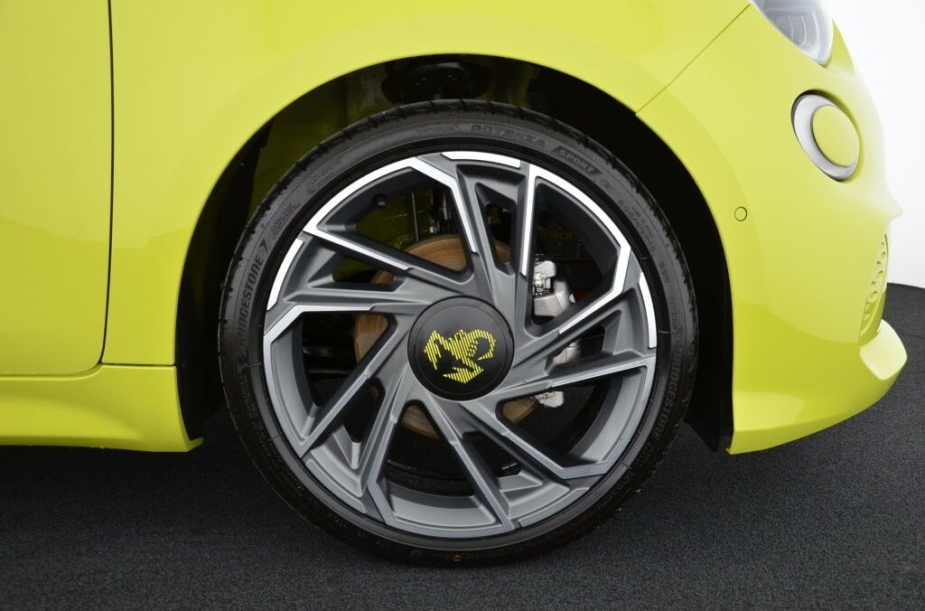 FIAT Abarth Cabrio 500e Scorpionissima - Ebnat-Kappel