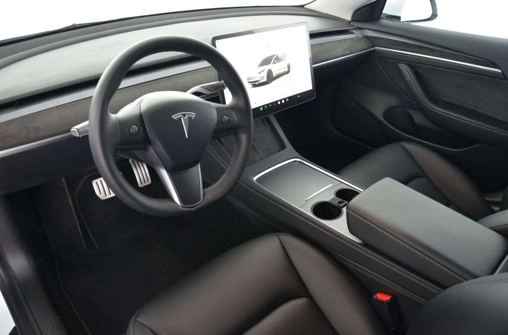 TESLA Model 3 Performance Dual AWD - Ebnat-Kappel