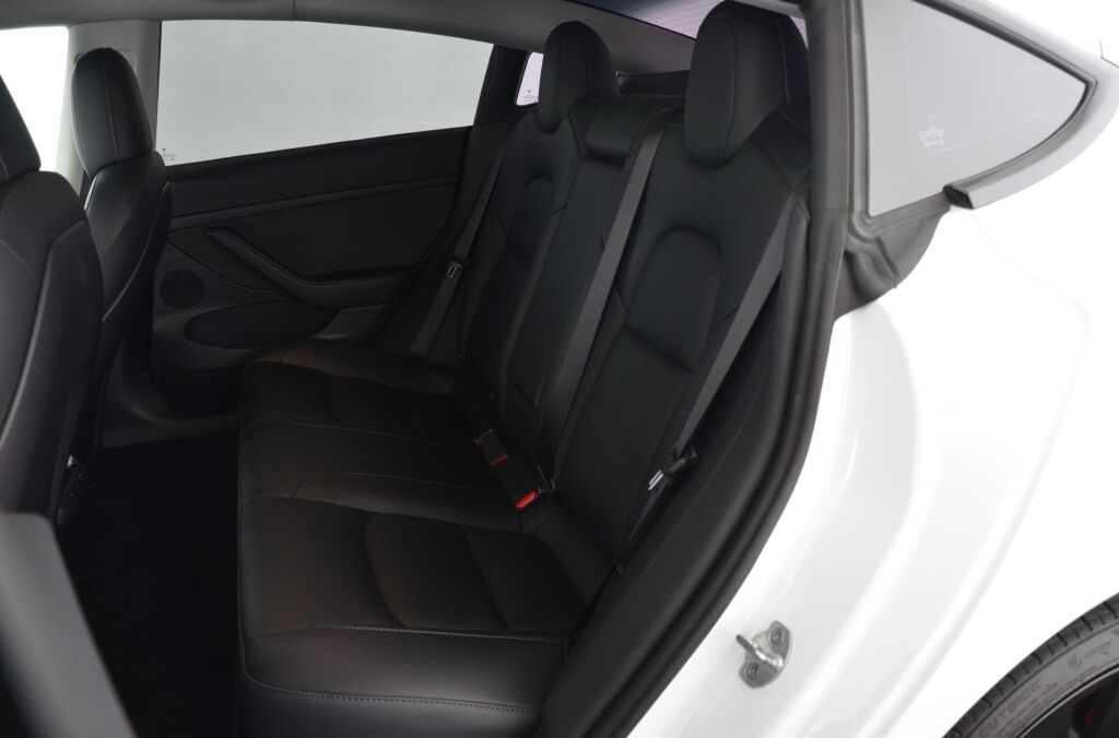TESLA Model 3 Performance Dual AWD - Ebnat-Kappel