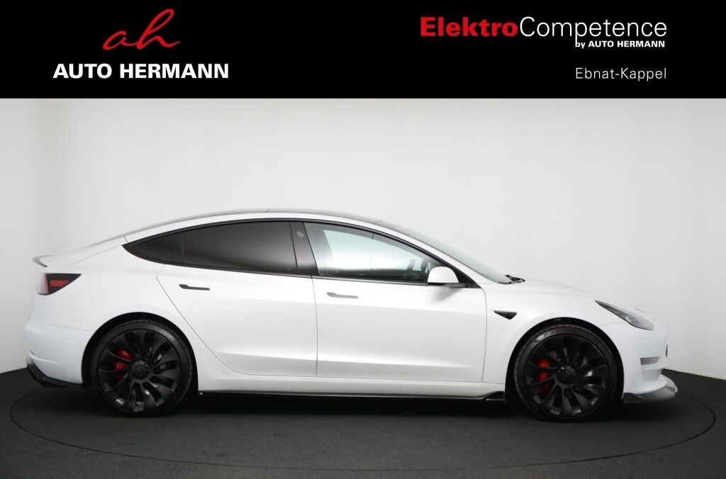 TESLA Model 3 Performance Dual AWD - Ebnat-Kappel
