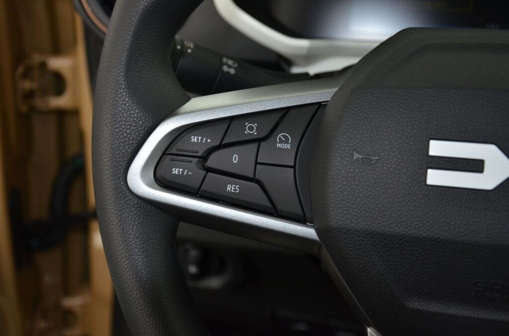 DACIA NEW Spring 27 kWh Extreme *CCS* - Ebnat-Kappel