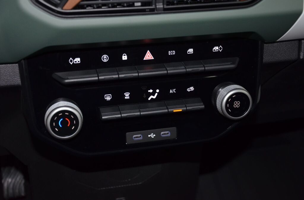 DACIA NEW Spring 27 kWh Extreme *CCS* - Ebnat-Kappel