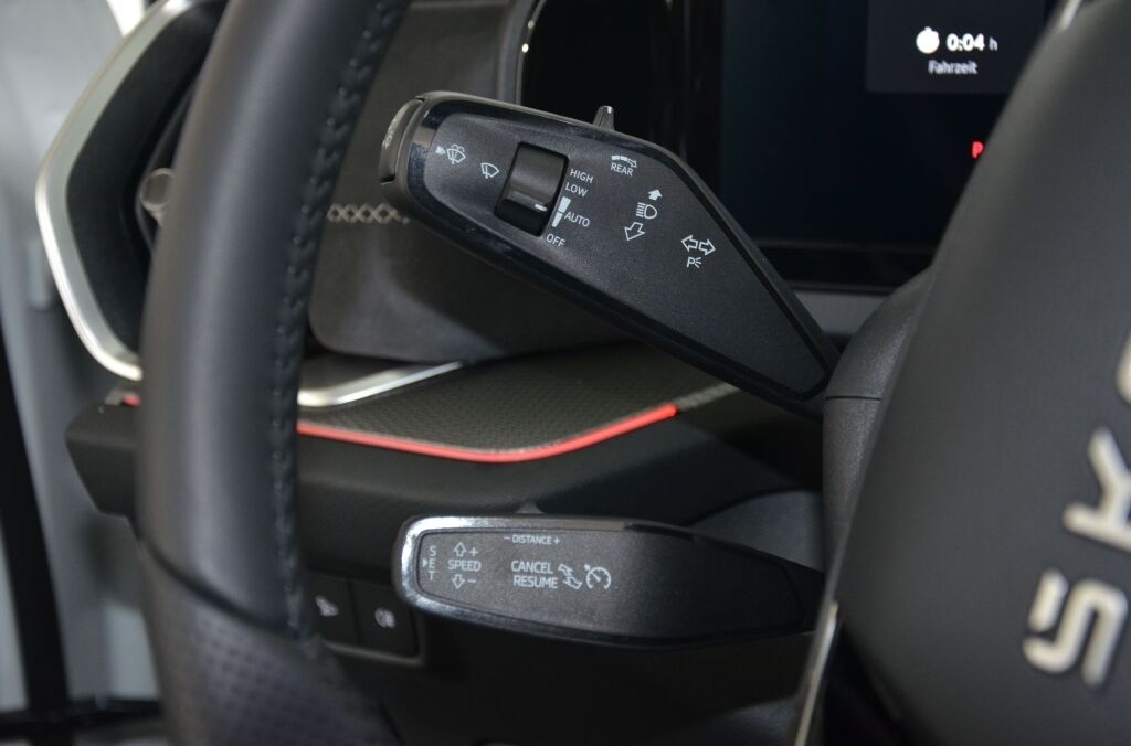 SKODA New Kodiaq 2.0 TDI Sportline 4×4 DSG 7-Plätzer - Ebnat-Kappel