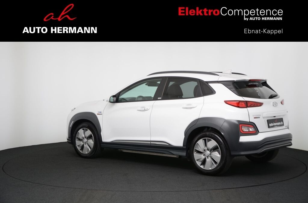 HYUNDAI Kona EV Premium Plus 3-phasig - Ebnat-Kappel