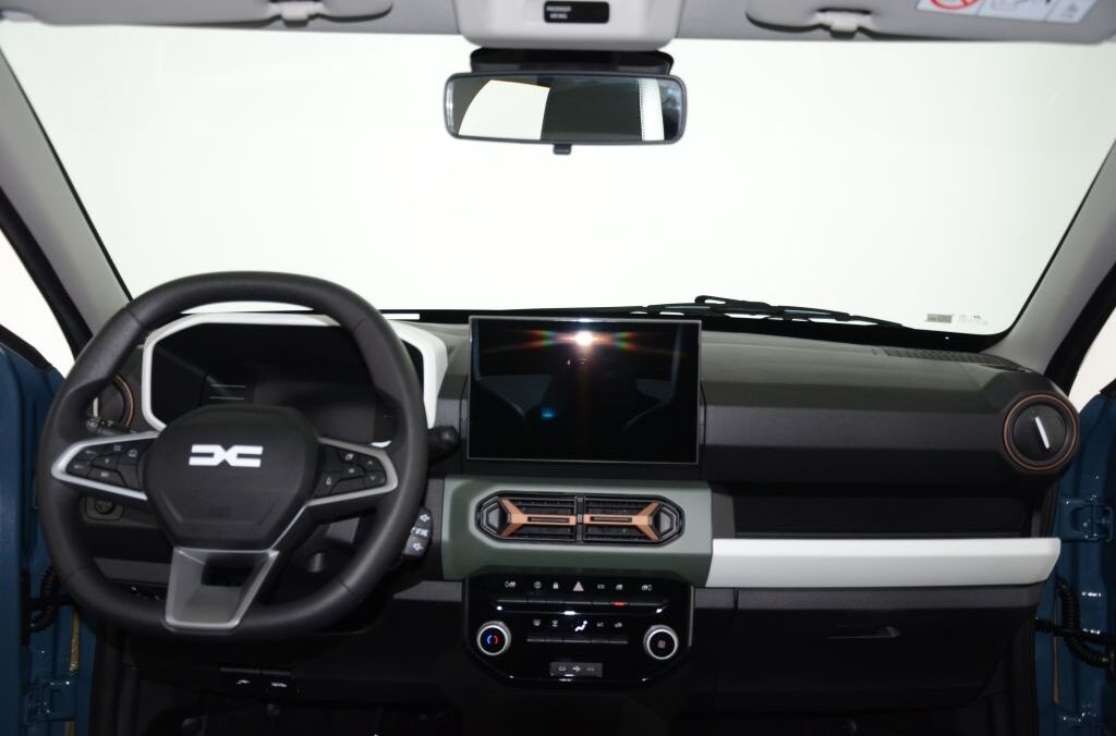DACIA NEW Spring 27 kWh Extreme *CCS* - Vorlauffahrzeuge
