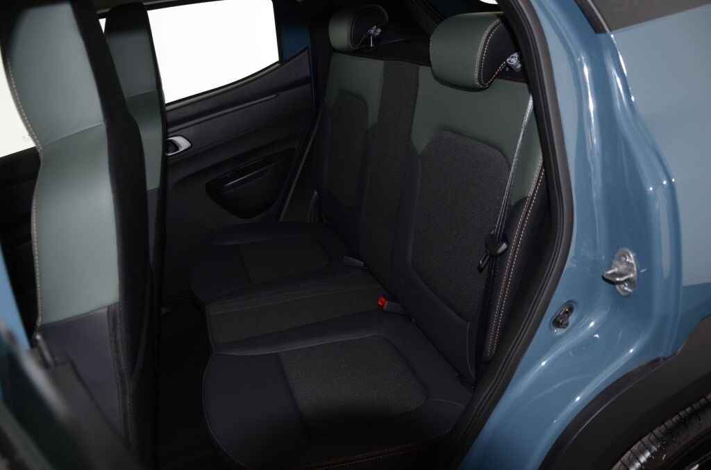 DACIA NEW Spring 27 kWh Extreme *CCS* - Vorlauffahrzeuge