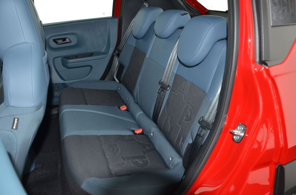 FIAT Grande Panda Elektro Red *CCS* - Ebnat-Kappel