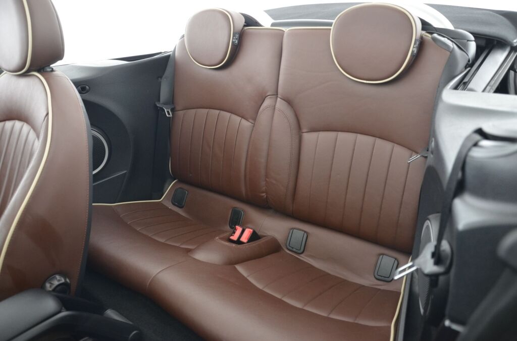 MINI Cooper Cabriolet - Ebnat-Kappel