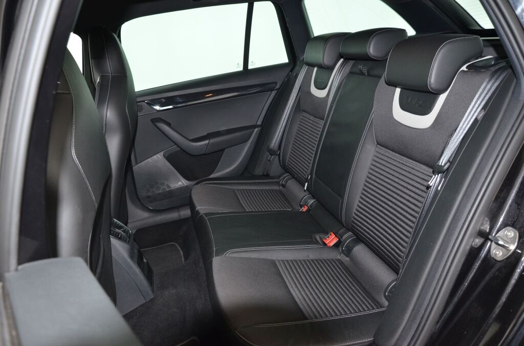 SKODA Octavia 2.0 TDI RS DSG - Ebnat-Kappel