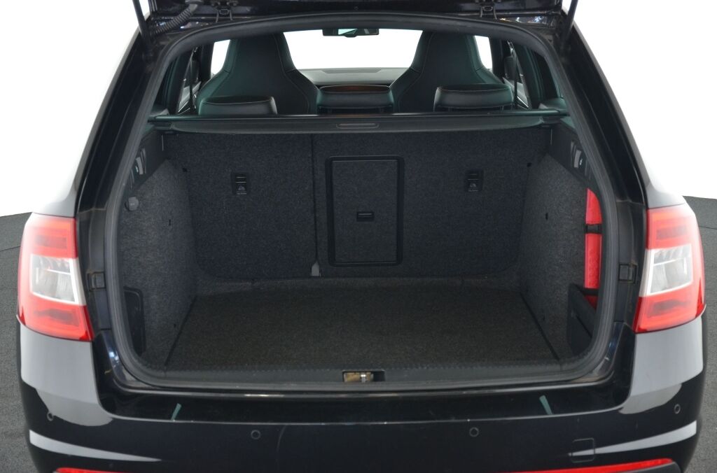 SKODA Octavia 2.0 TDI RS DSG - Ebnat-Kappel