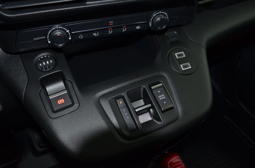 TOYOTA Proace City Van EV Advanced Long L2 - Ebnat-Kappel