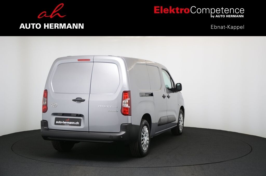 TOYOTA Proace City Van EV Advanced Long L2 - Ebnat-Kappel