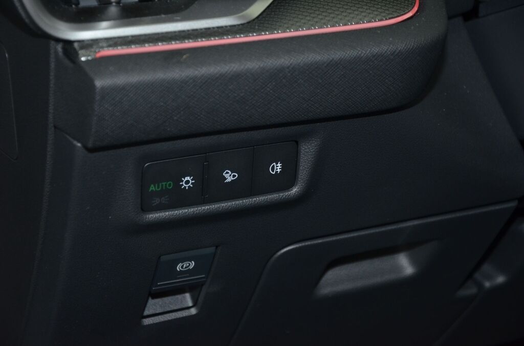 SKODA New Kodiaq 2.0 TDI Sportline 4×4 DSG 7-Plätzer - Ebnat-Kappel