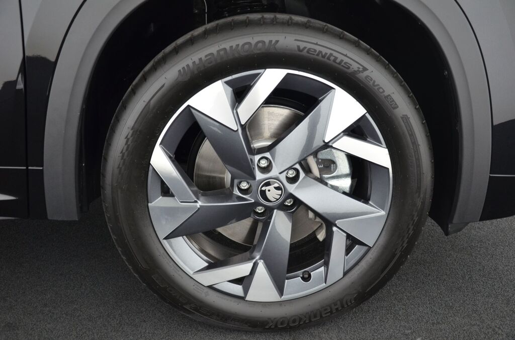 SKODA New Kodiaq 2.0 TDI Sportline 4×4 DSG 7-Plätzer - Ebnat-Kappel