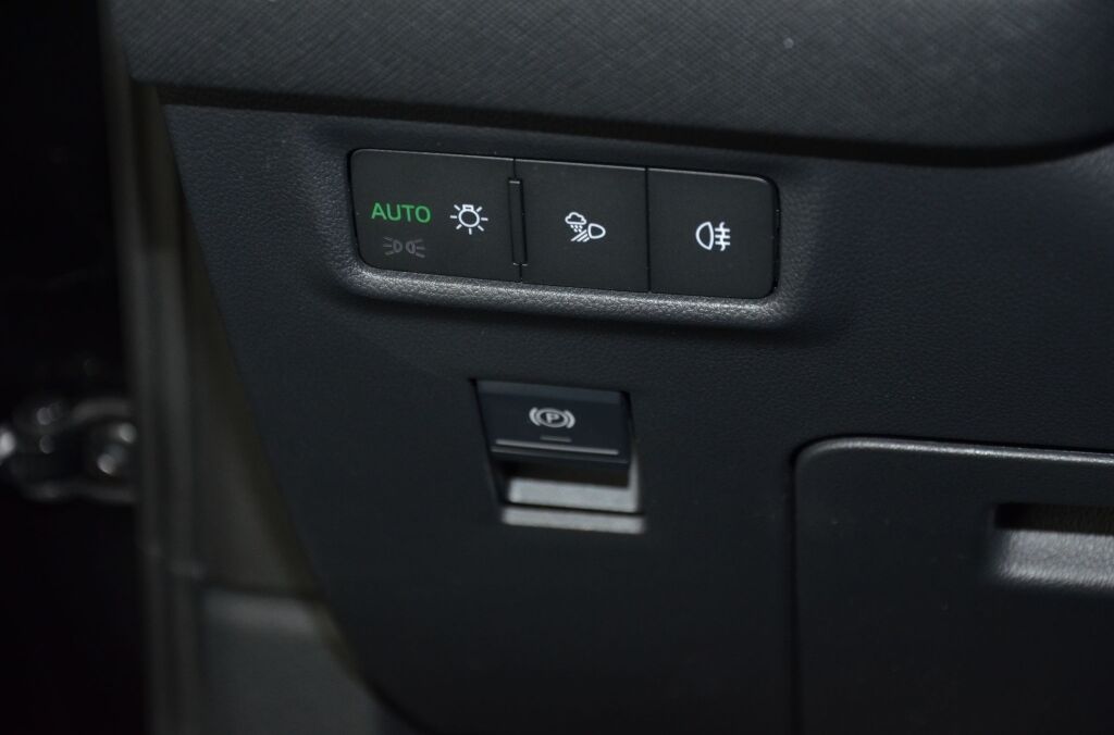 SKODA New Kodiaq 2.0 TDI Sportline 4×4 DSG 7-Plätzer - Ebnat-Kappel