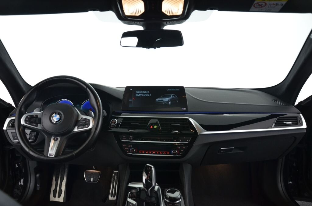 BMW M550i xDrive Steptronic - Ebnat-Kappel