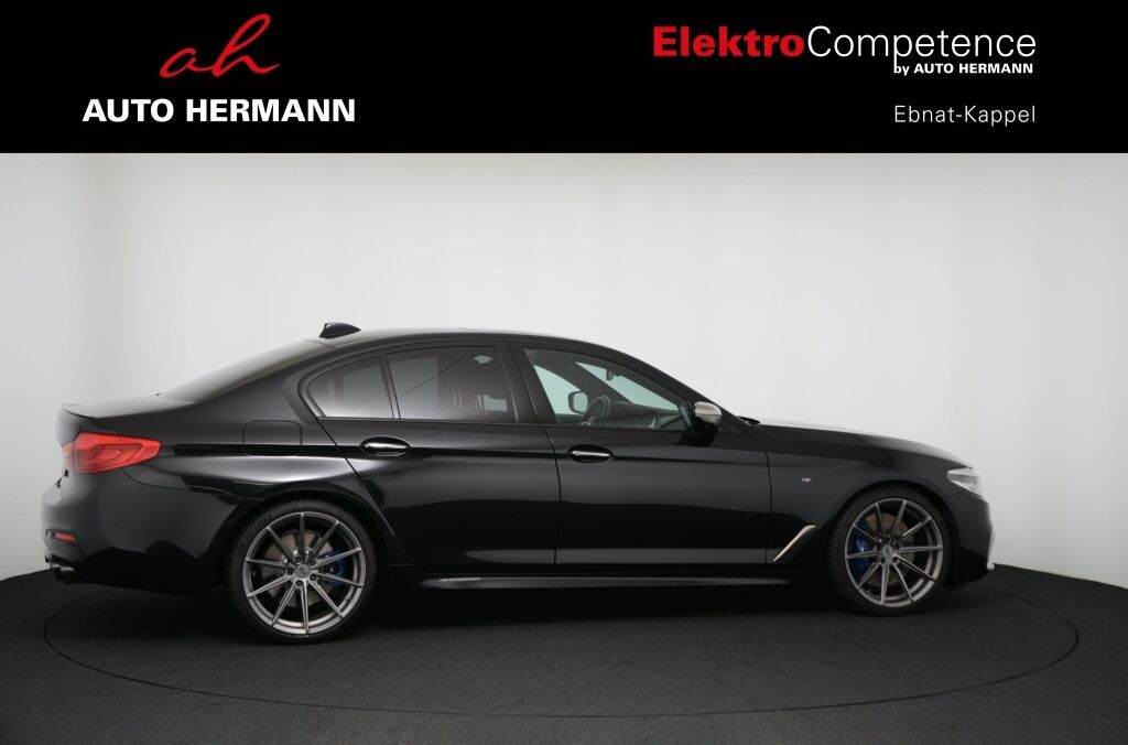 BMW M550i xDrive Steptronic - Ebnat-Kappel