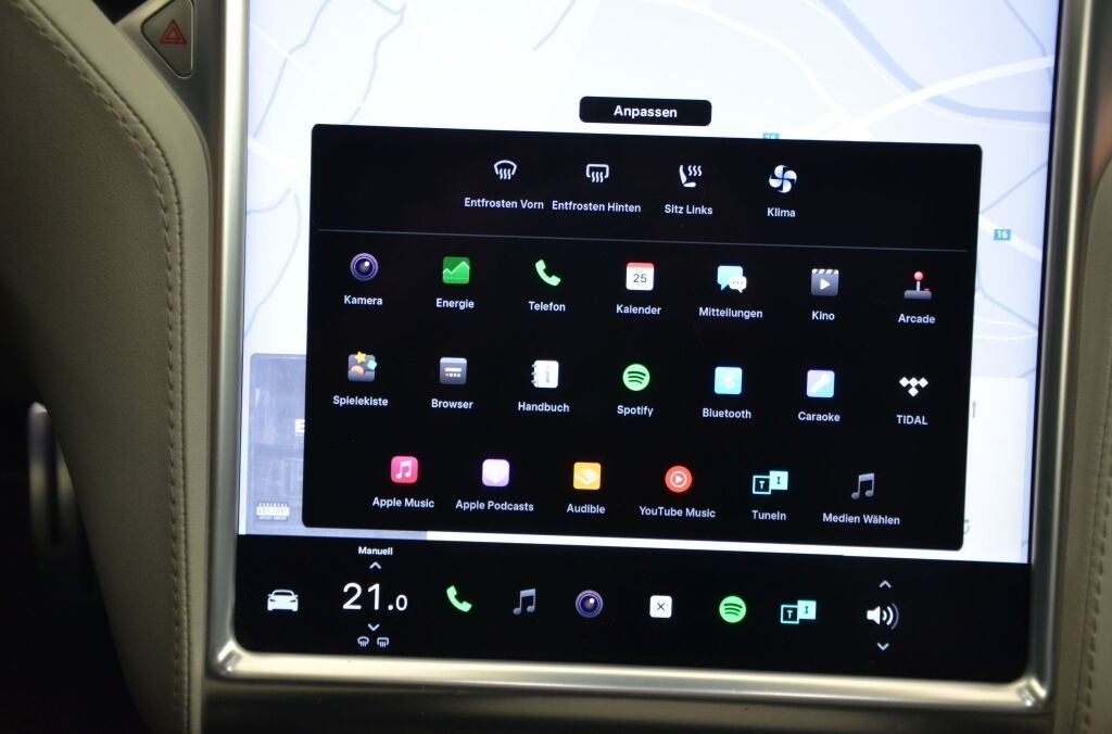 TESLA Model S 85 Performance *Free Supercharger* - Ebnat-Kappel