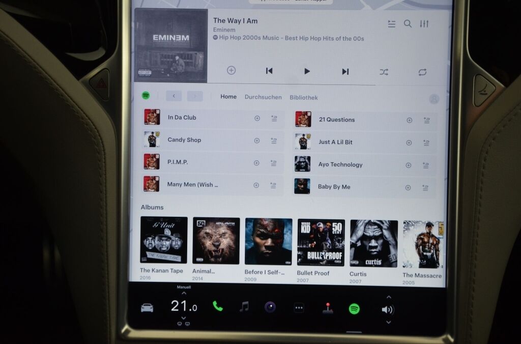 TESLA Model S 85 Performance *Free Supercharger* - Ebnat-Kappel