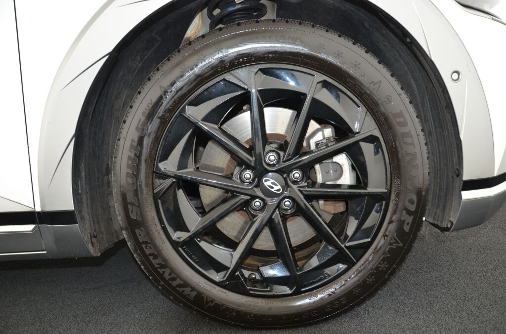 HYUNDAI Ioniq 5 First Edition 4WD *Solardach* - Ebnat-Kappel