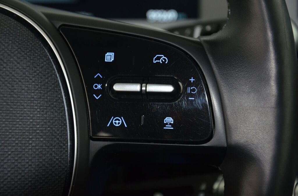 HYUNDAI Ioniq 5 First Edition 4WD *Solardach* - Ebnat-Kappel