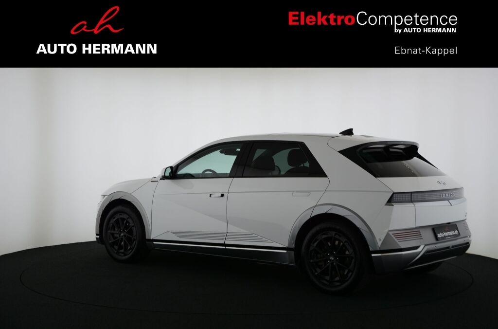 HYUNDAI Ioniq 5 First Edition 4WD *Solardach* - Ebnat-Kappel