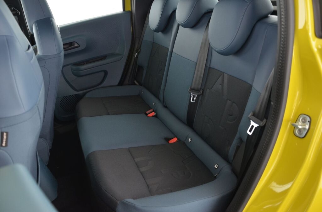 FIAT Grande Panda Elektro Red *CCS* - Ebnat-Kappel