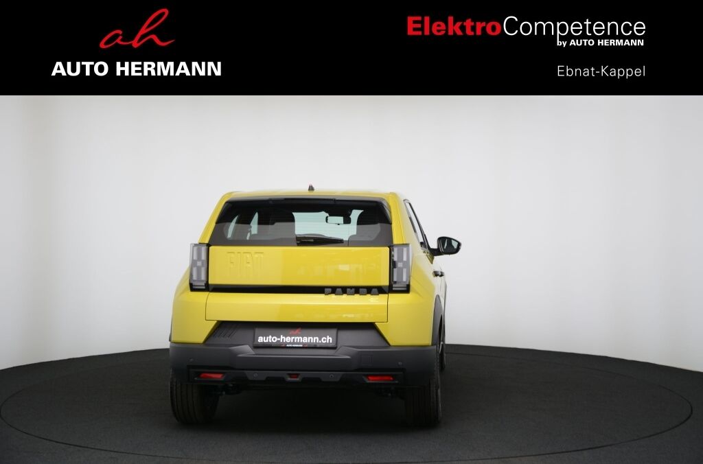 FIAT Grande Panda Elektro Red *CCS* - Ebnat-Kappel