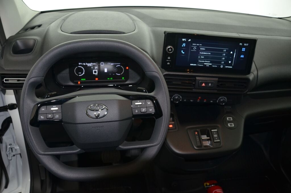 TOYOTA Proace City Van EV Advanced Long L2 - Ebnat-Kappel