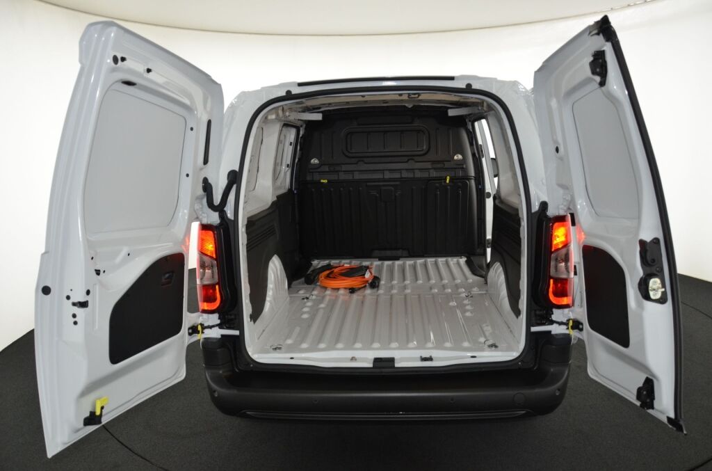 TOYOTA Proace City Van EV Advanced Long L2 - Ebnat-Kappel