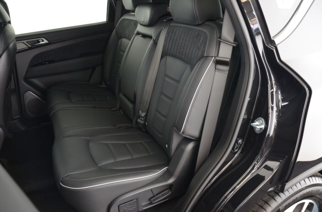 KGM / SSANG YONG Rexton 2.2 Sapphire 4WD - Ebnat-Kappel