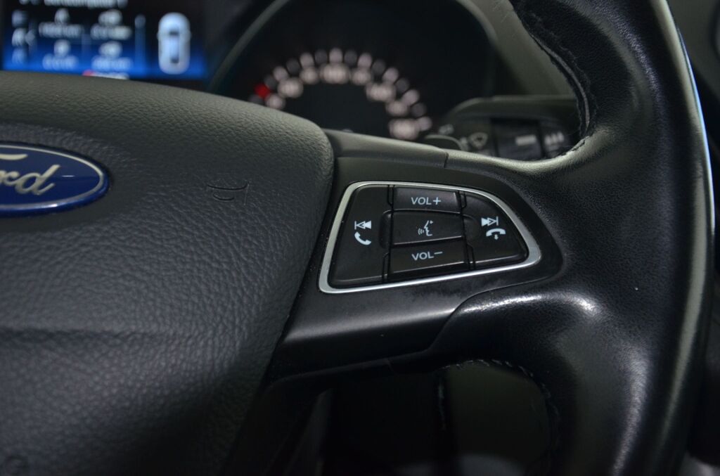 FORD Kuga 2.0 TDCi Business 4WD - Ebnat-Kappel