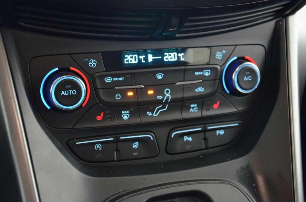 FORD Kuga 2.0 TDCi Business 4WD - Ebnat-Kappel