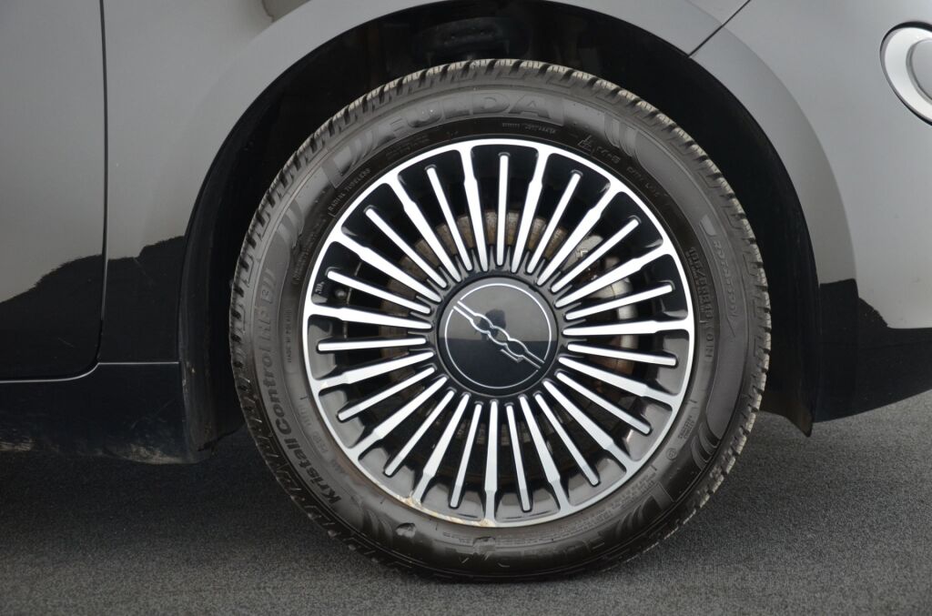 FIAT 500 Elektro Icon - Ebnat-Kappel