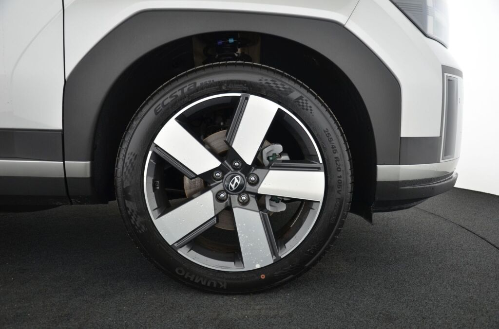 HYUNDAI New Santa Fe 1.6 Plug-in Hybrid 4WD Swiss - Ebnat-Kappel