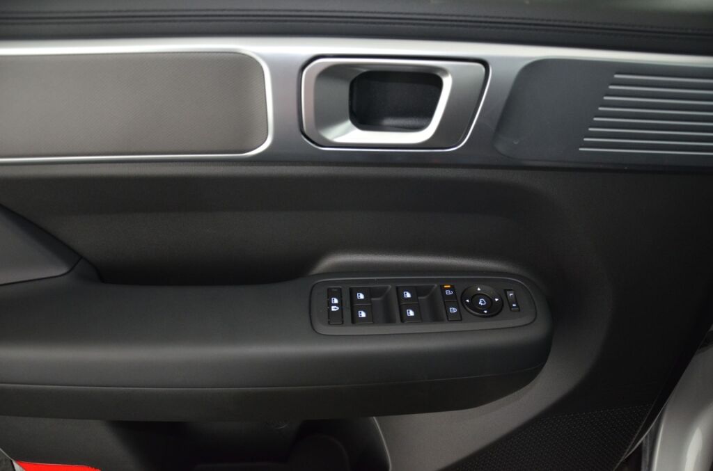 HYUNDAI New Santa Fe 1.6 Plug-in Hybrid 4WD Swiss - Ebnat-Kappel