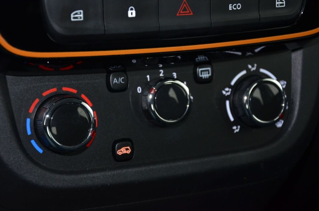 DACIA Spring Comfort PLUS Look Paket *CCS* - Ebnat-Kappel