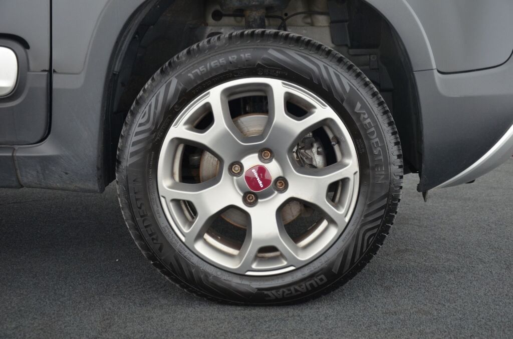 FIAT Panda 0.9 Twinair Turbo Cross 4×4 - Ebnat-Kappel