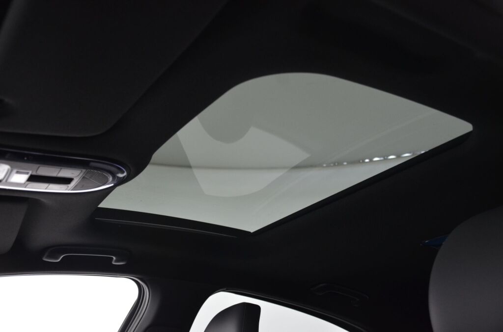 HYUNDAI Ioniq 6 Black Edition 4WD *Glasdach* - Ebnat-Kappel